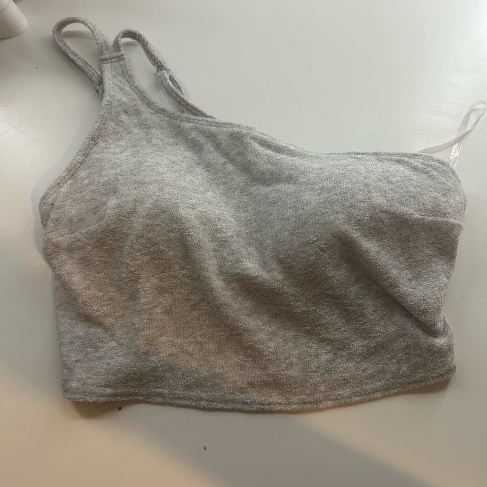 gilly hicks crop